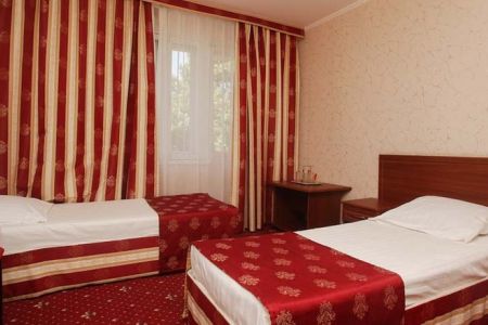 Стандартный 3-местный (12 кв. м)