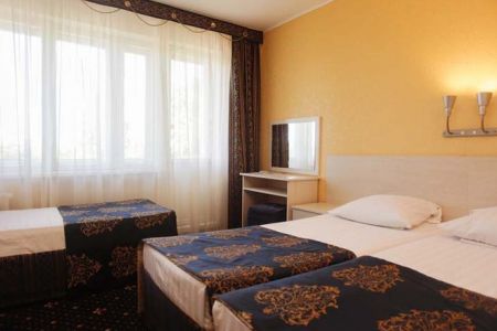 Стандартный 3-местный (12 кв. м)