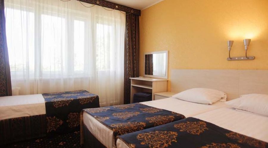 Стандартный 3-местный (12 кв. м)